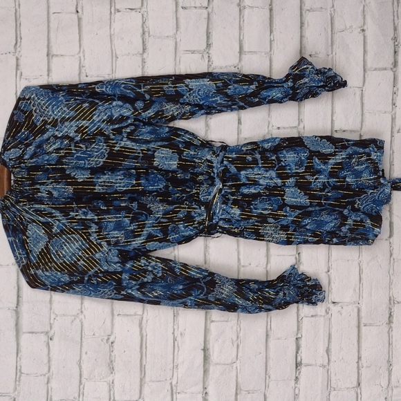 HEMANT AND NANDITA X REVOLVE Nitara Romper in Blue Floral - Picture 5 of 5